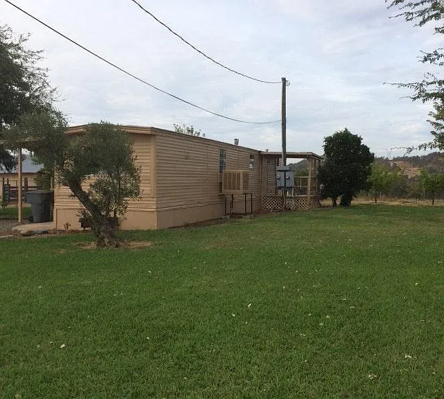 2871 Louis Ave — Photo 1