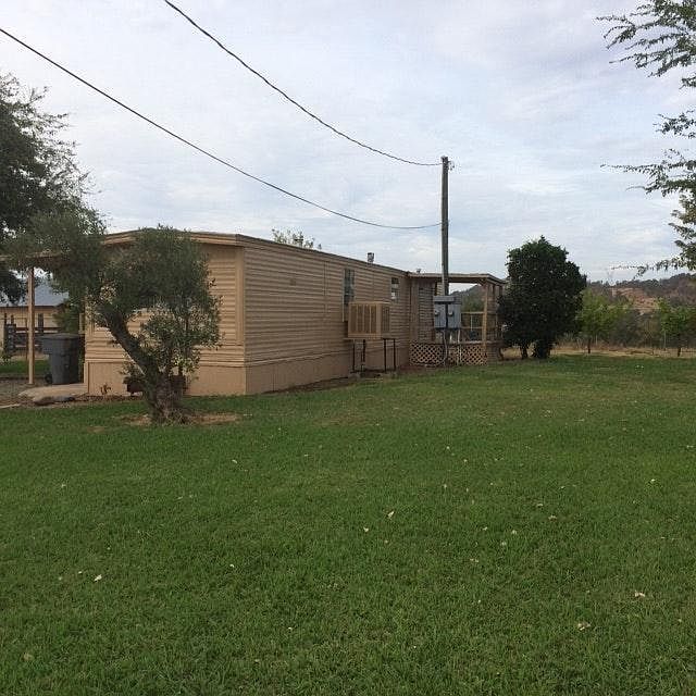 1st image of 2871 Louis Ave