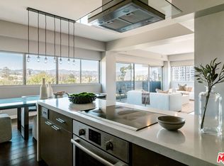 10701 Wilshire Blvd APT 701, Los Angeles, CA 90024