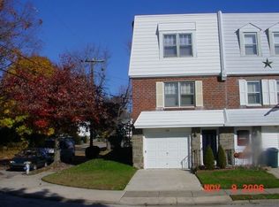 100 Ivy Ct, Upper Darby, PA 19082