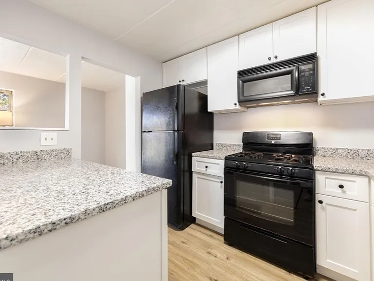 5705 Indian Ct #22 — Photo 9