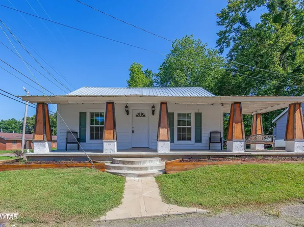 401 E 4th St, Trenton, TN 38382