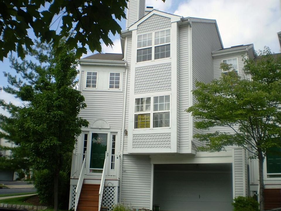 Open house 11/22 1 to 4