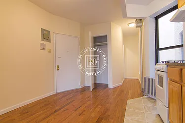 Rented by Nolita Group