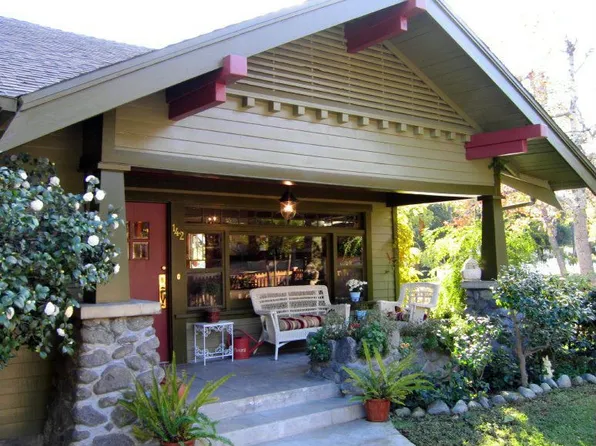 142 Santa Anita Ct, Sierra Madre, CA 91024