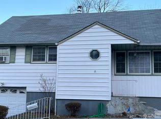 51 McGuire St, Metuchen, NJ 08840