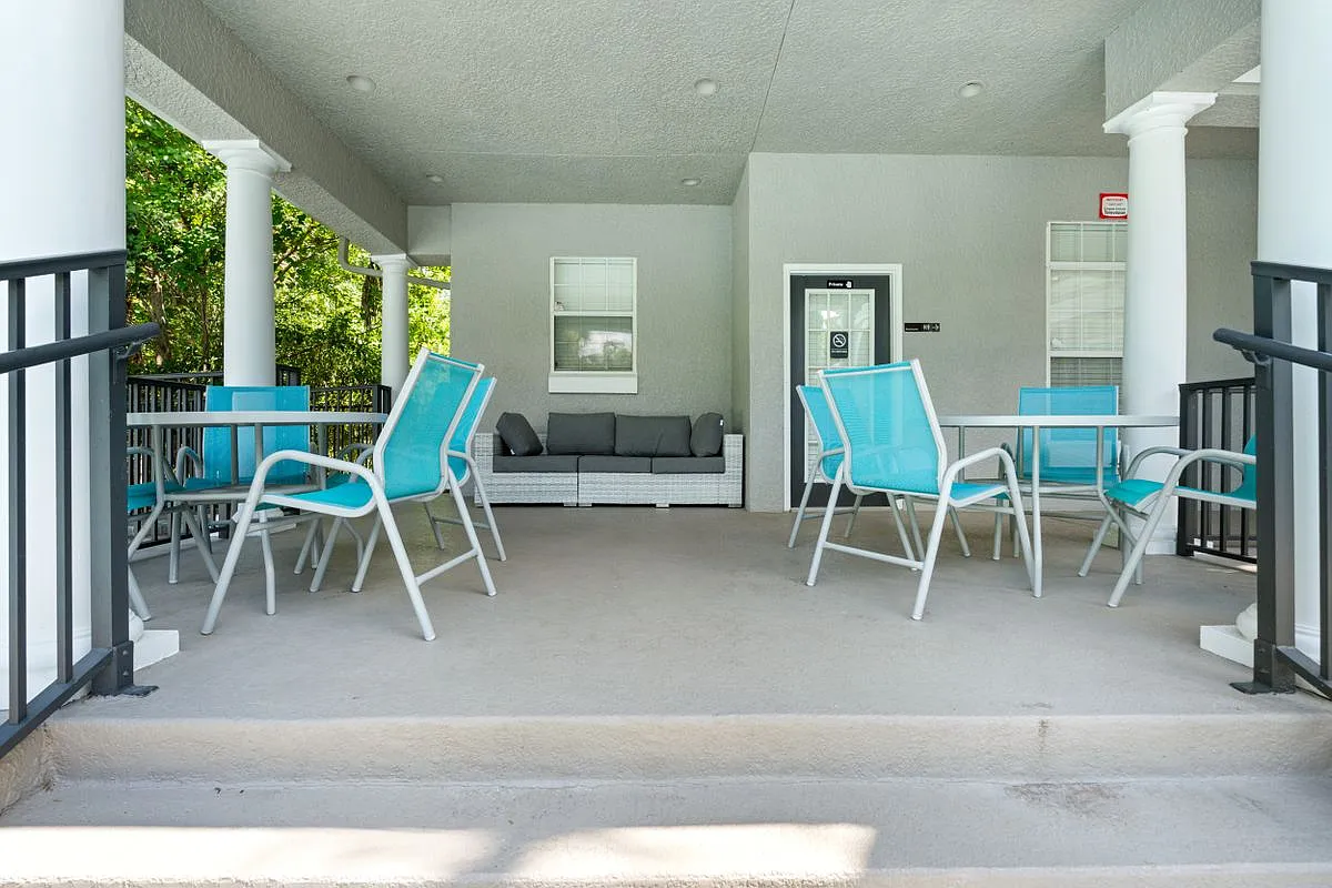 2 bed, 2.0 bath, 1086 sqft, $1,600 — Photo 2
