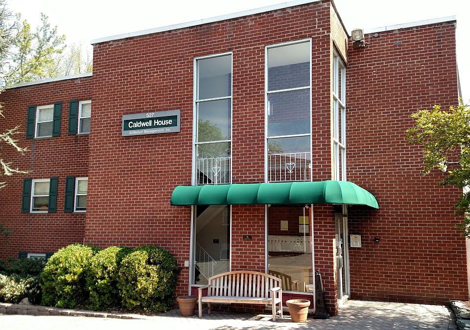 1st image of 527 Bloomfield Ave APT B5
