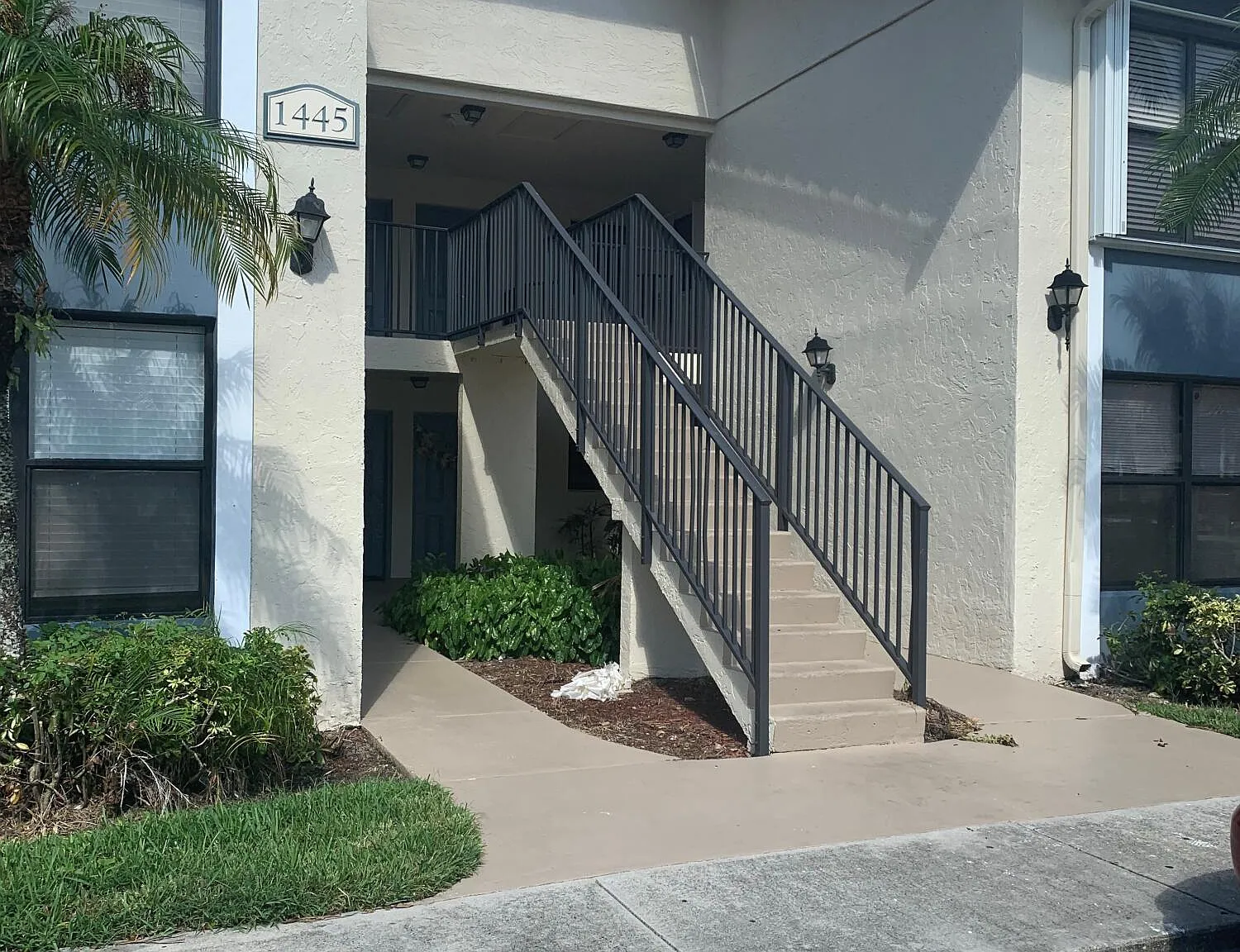 2 bed, 2.0 bath, 904 sqft, $1,850 — Photo 1