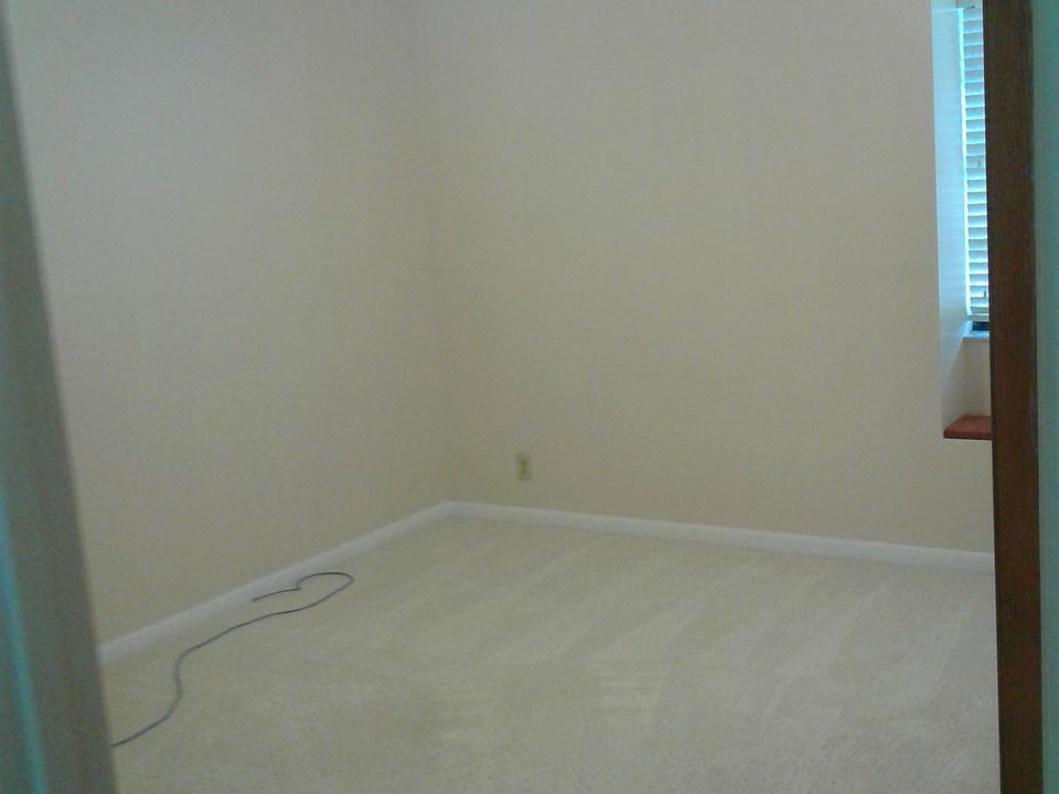 2nd image of 1800 W 7th St #1