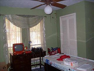 2nd image of 200 Valleyglen Dr