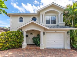 12 NE 26th St, Wilton Manors, FL 33305