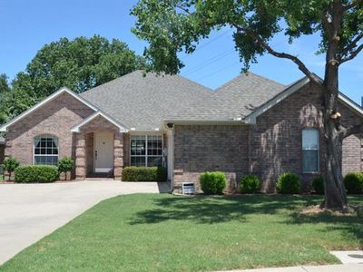 1876 Helen Ln, Lewisville, TX, 75067