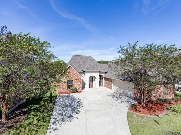 2305 Pointe South Dr, Zachary, LA 70791