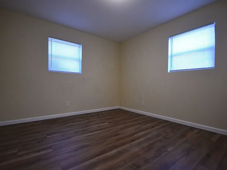 906 S Pike Ave — Photo 11