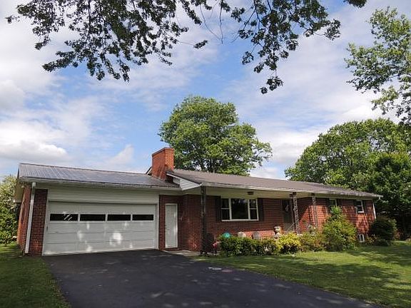 2nd image of 106 Cresswood Dr
