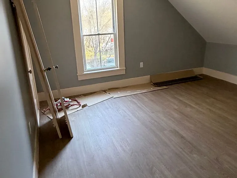 398 Main St — Photo 11