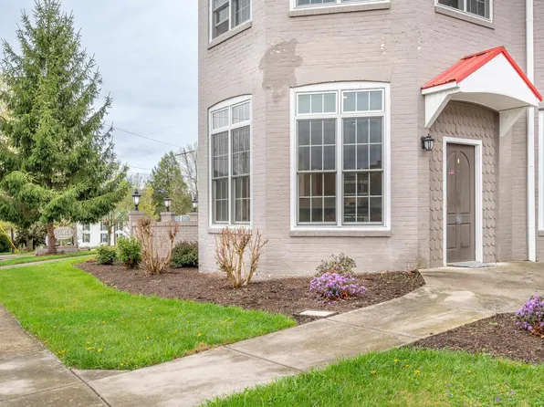 210 E Withers Rd APT 102, Wytheville, VA 24382