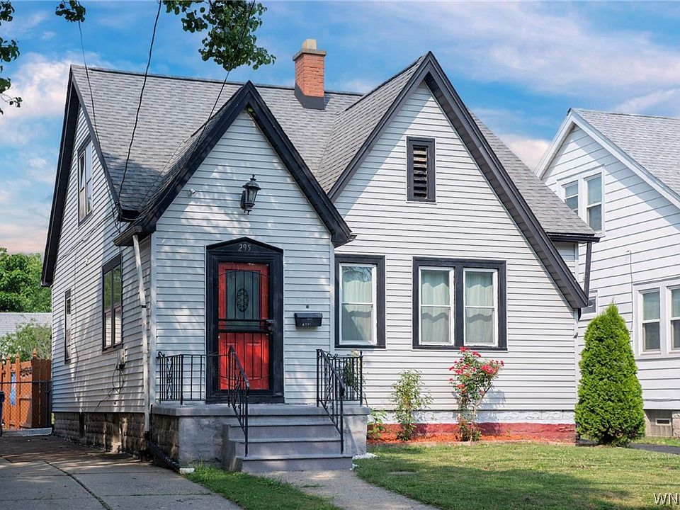 1st image of 295 Skillen St
