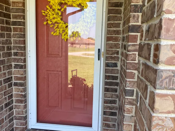 3417 W Sunrise Court, Springfield, MO 65810