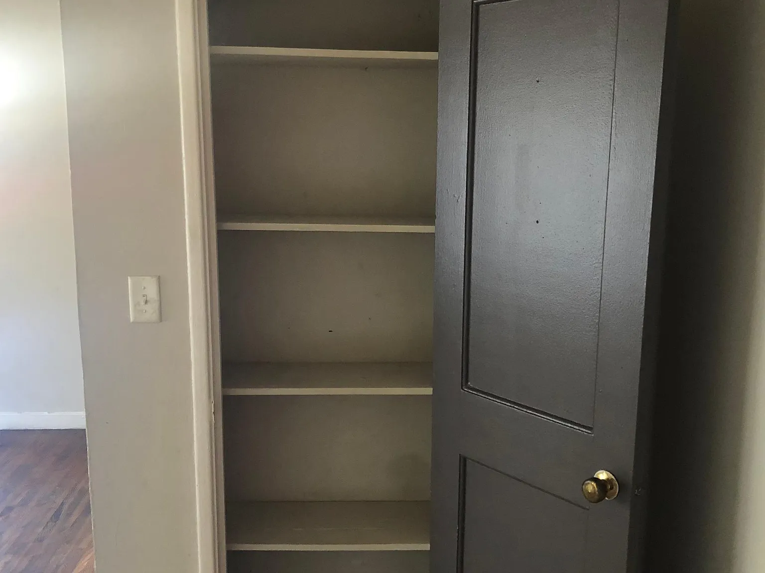 110 18th Way SW — Photo 4