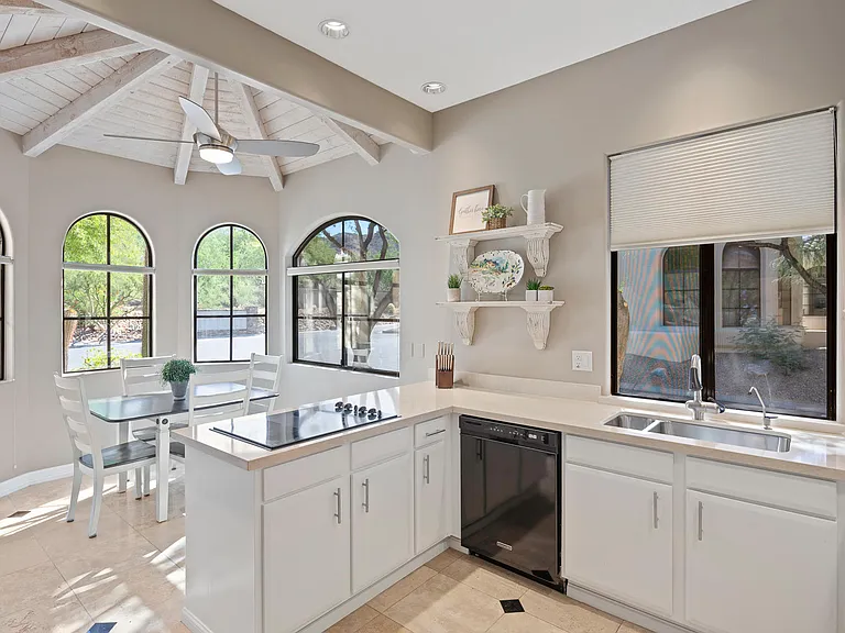 13495 E Charter Oak Dr — Photo 27