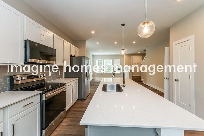 2517 May St — Photo 9