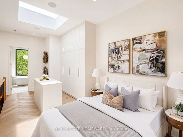 3 Rebecca St, Toronto, ON M6J 1K8