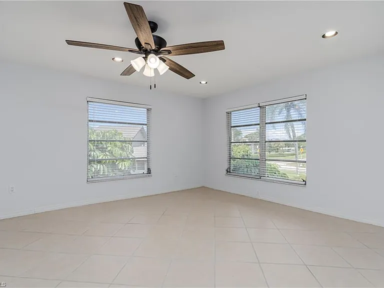180 Cypress Way E #B212 — Photo 6