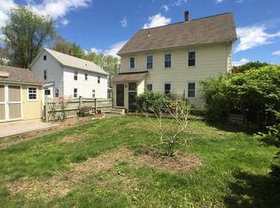 7 Ferry Ave, Northampton, MA 01060