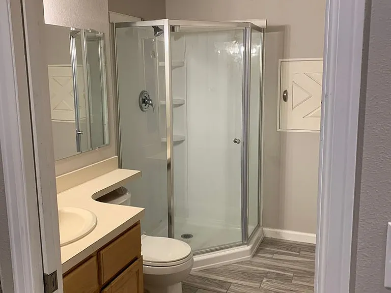 855 W Chestnut Cir — Photo 2