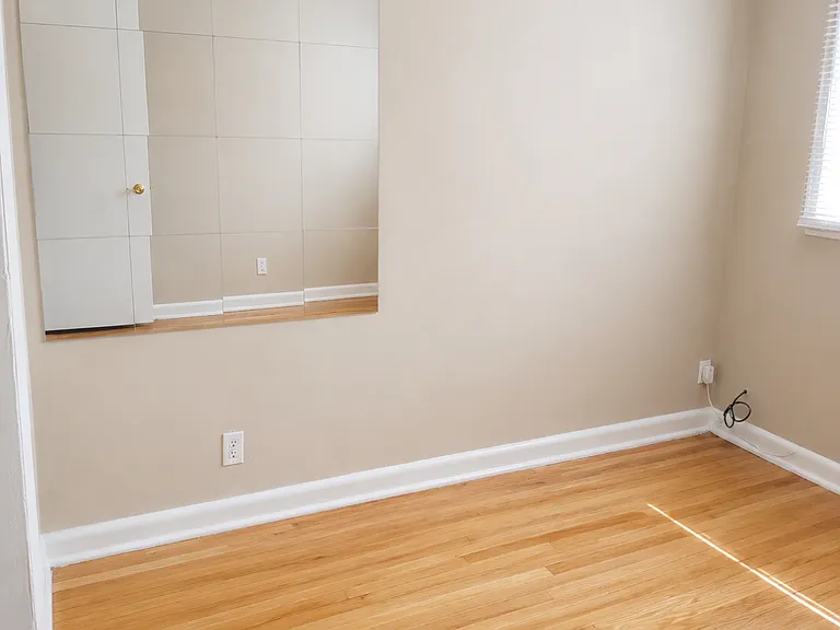 3224 N Milwaukee St — Photo 13