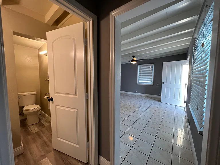 4045 Temple City Blvd — Photo 8