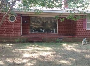 627 Cheeks Ln, Graham, NC 27253