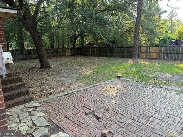 410 Park Ave — Photo 20