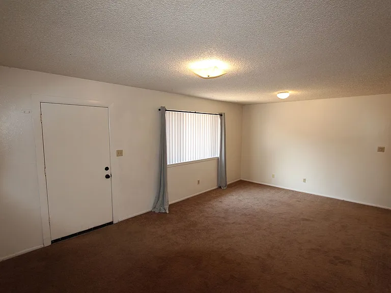 720 W Coconino Ave — Photo 14