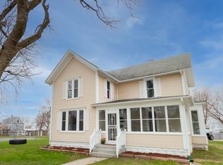 316 Woolf Ct, Rochelle, IL 61068