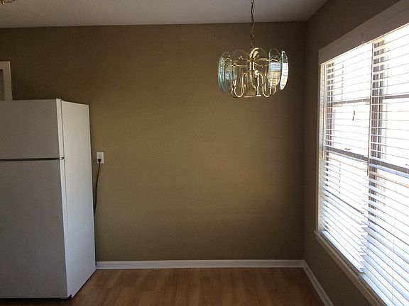 4th image of 1890 Trailwood Dr
