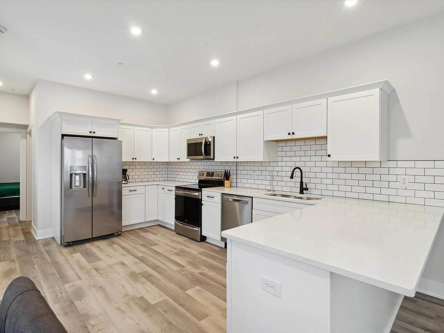 1164 Terrace St — Photo 4