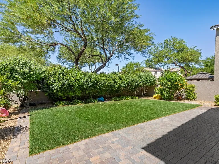6049 Paddleboat St — Photo 46
