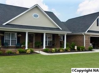 1313 Gypsy Trl SW, Hartselle, AL 35640