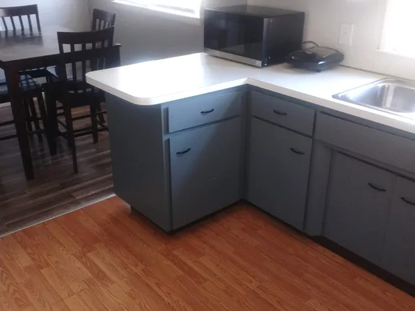 1492 James St, Burton, MI 48529