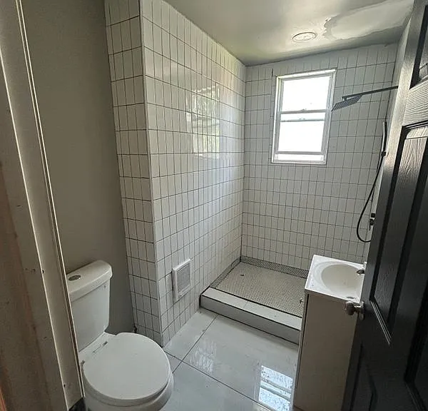 69 Lark St — Photo 10