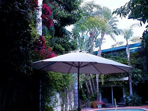1550 N Hayworth Ave, Los Angeles, CA 90046