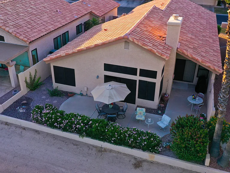 9445 W Taro Ln — Photo 43