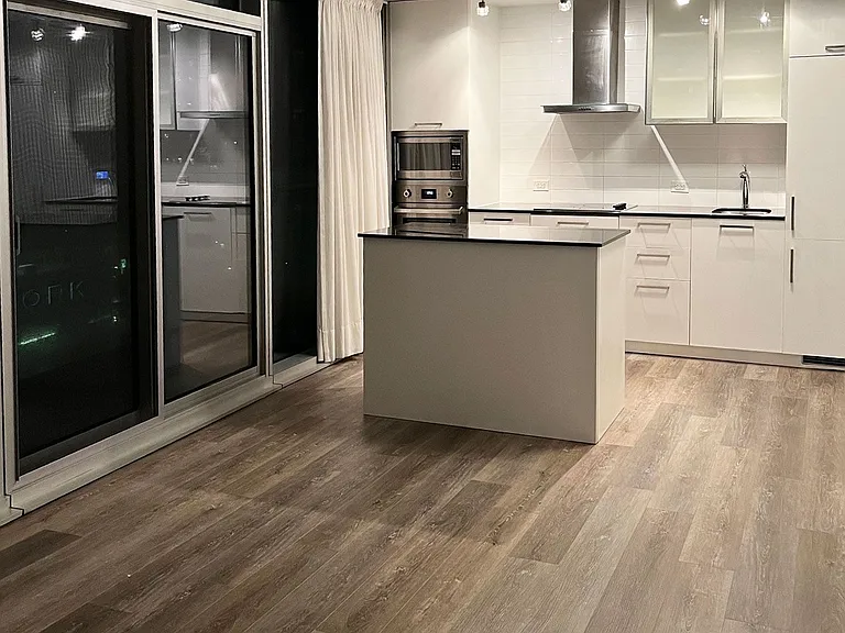 12 York St #1010 — Photo 2
