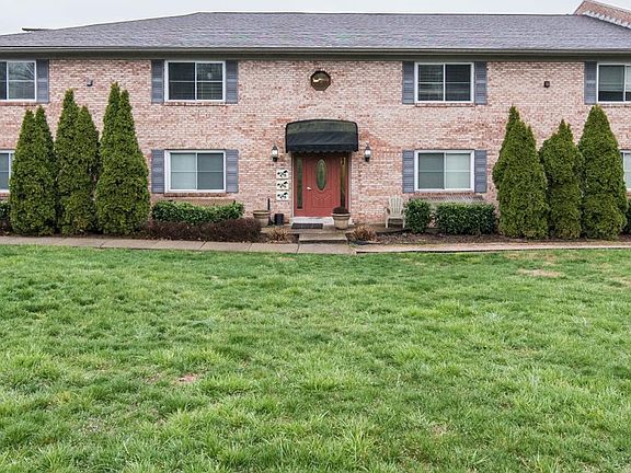 3rd image of 828 Malabu Dr APT 302