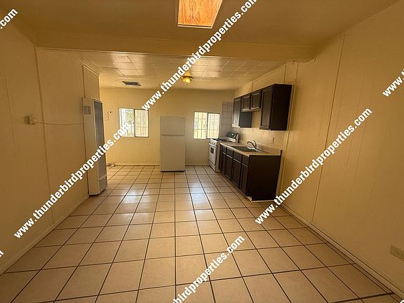 3rd image of 1622 Coal Ave SE #B-pg3000396