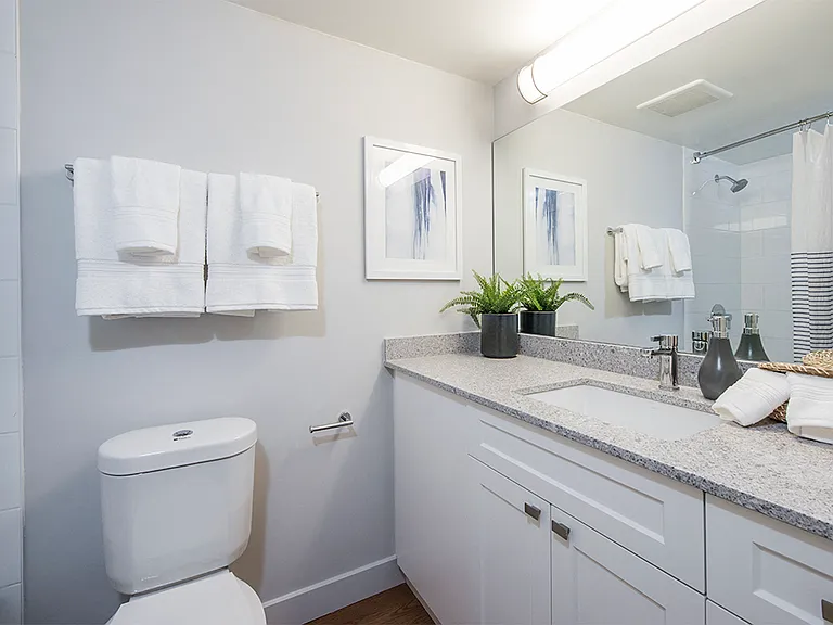 1022 Nelson St — Photo 18