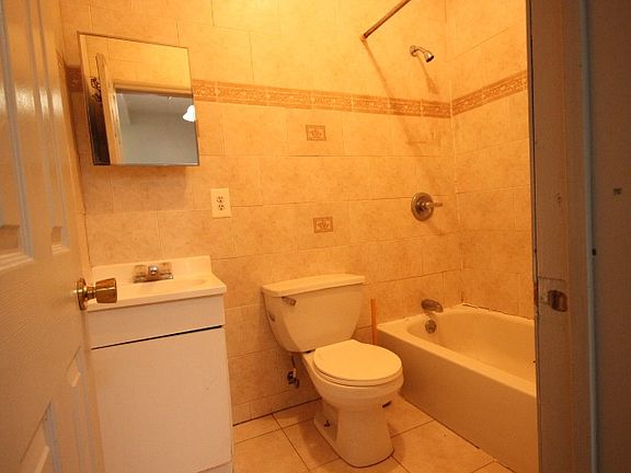 4th image of 413 Bushwick Ave #2BBBB